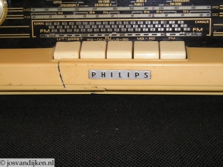 PHILIPS met een scheur